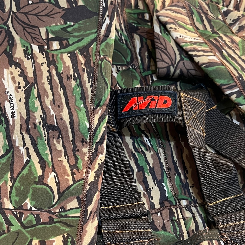 Avid Camo Neoprene Outdoor Cargo Pants size L - Picture 2 of 16